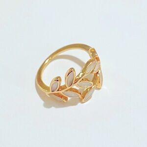 14k Plated Leaf Vine Adjustable Ring